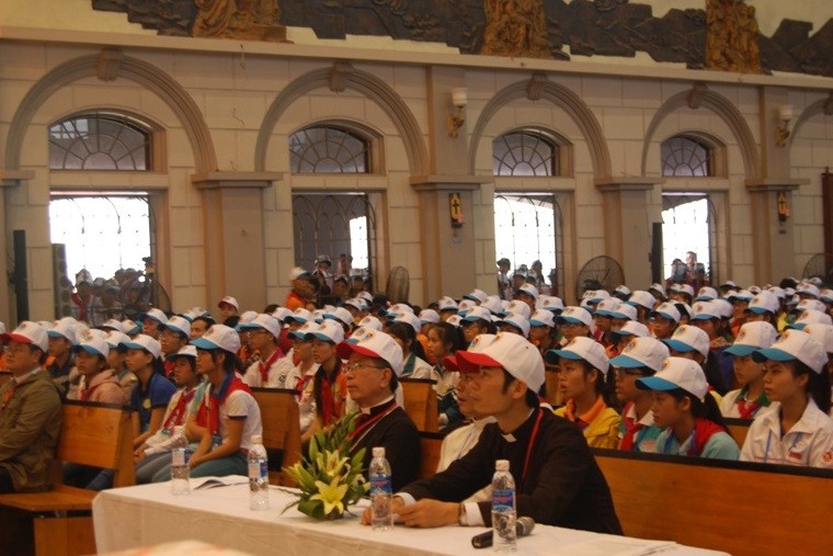 Mũ đồng phục công giáo