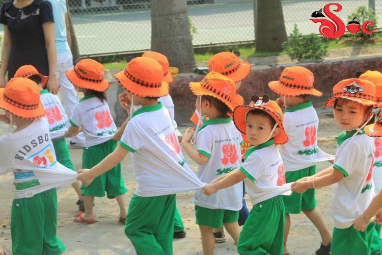 Mũ đồng phục trẻ em Nhật Bản