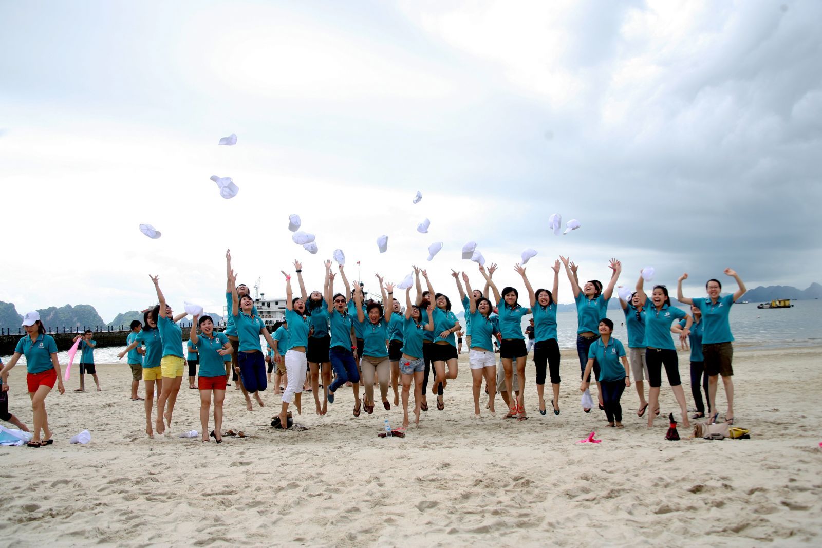 Mẫu áo đồng phục team building