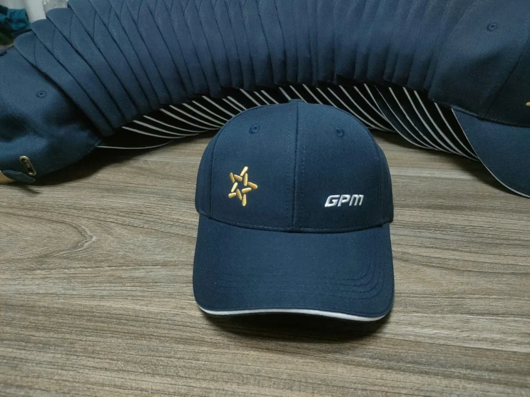 Mũ Lưỡi Trai & Sự Kiện